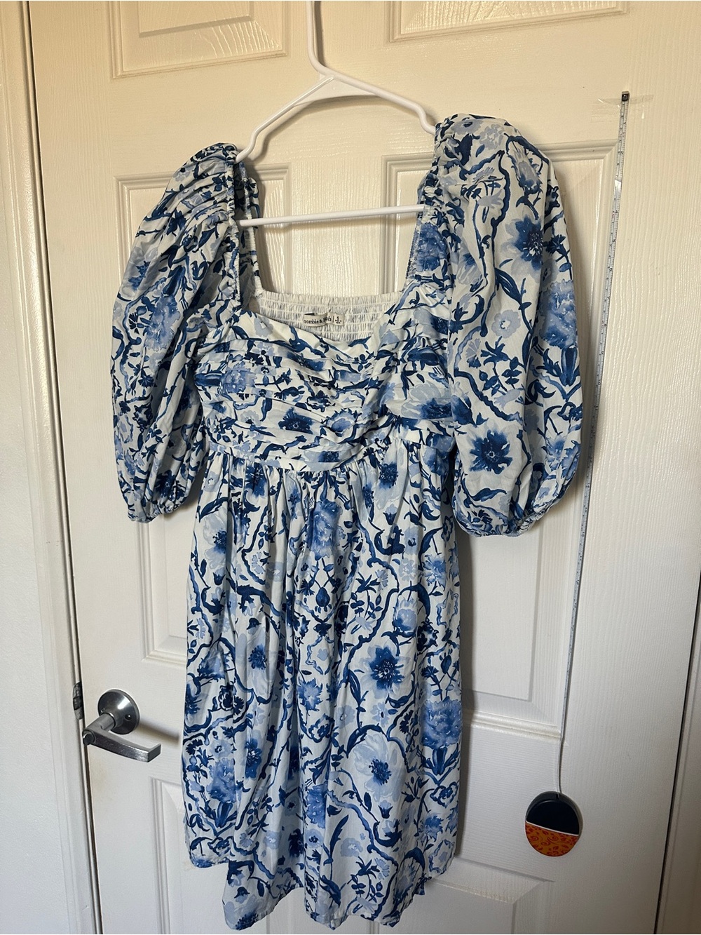 Abercrombie & Fitch Blue and White Puff-Sleeve Mini Dress 100% cotton